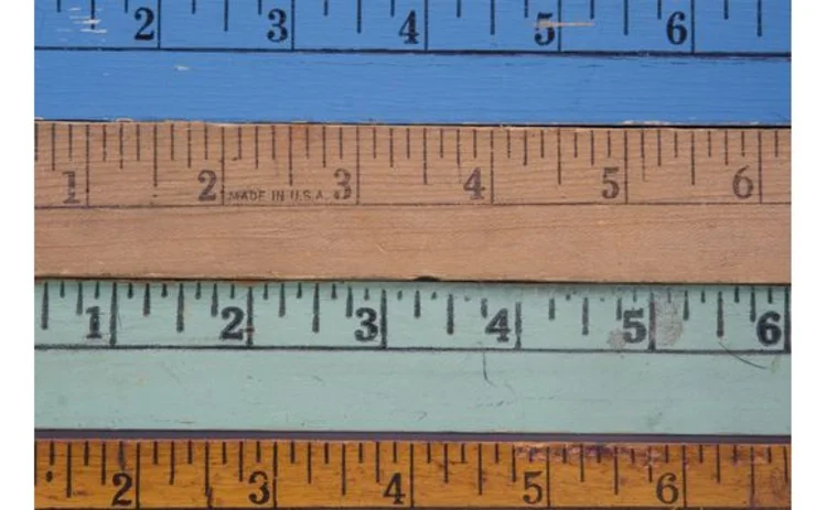 wooden-rulers-four-parallel-close-up-made-in-usa